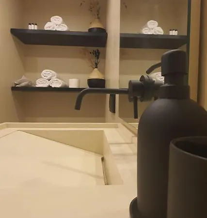 Ammos Ikia * Ουρανούπολη